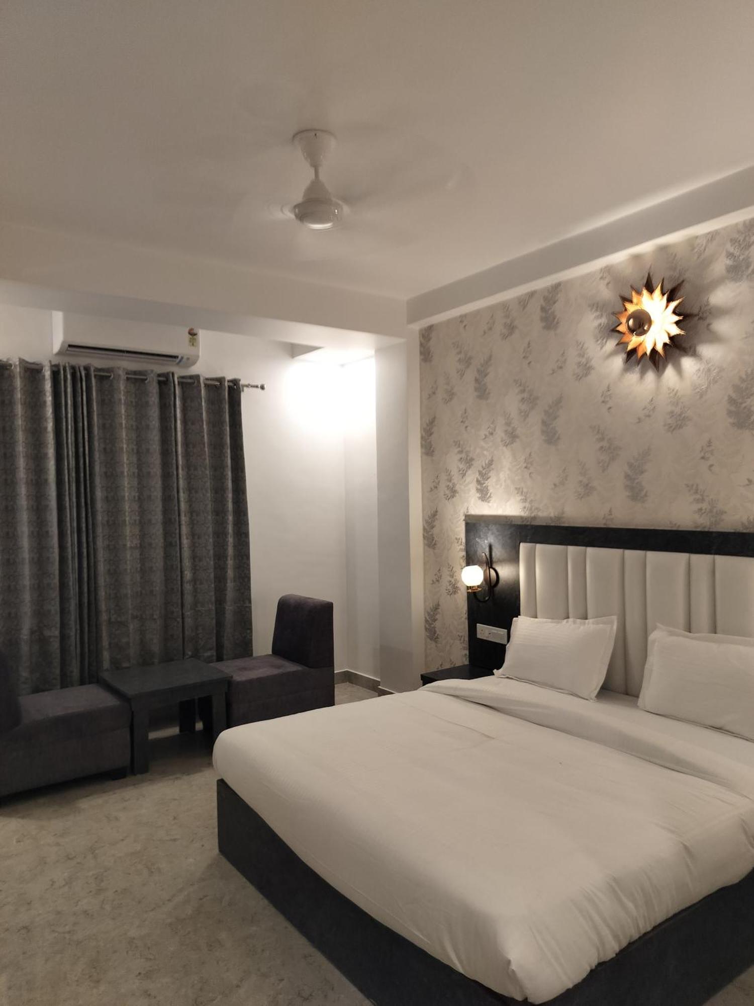 Hotel Varanasi Inn Exteriér fotografie